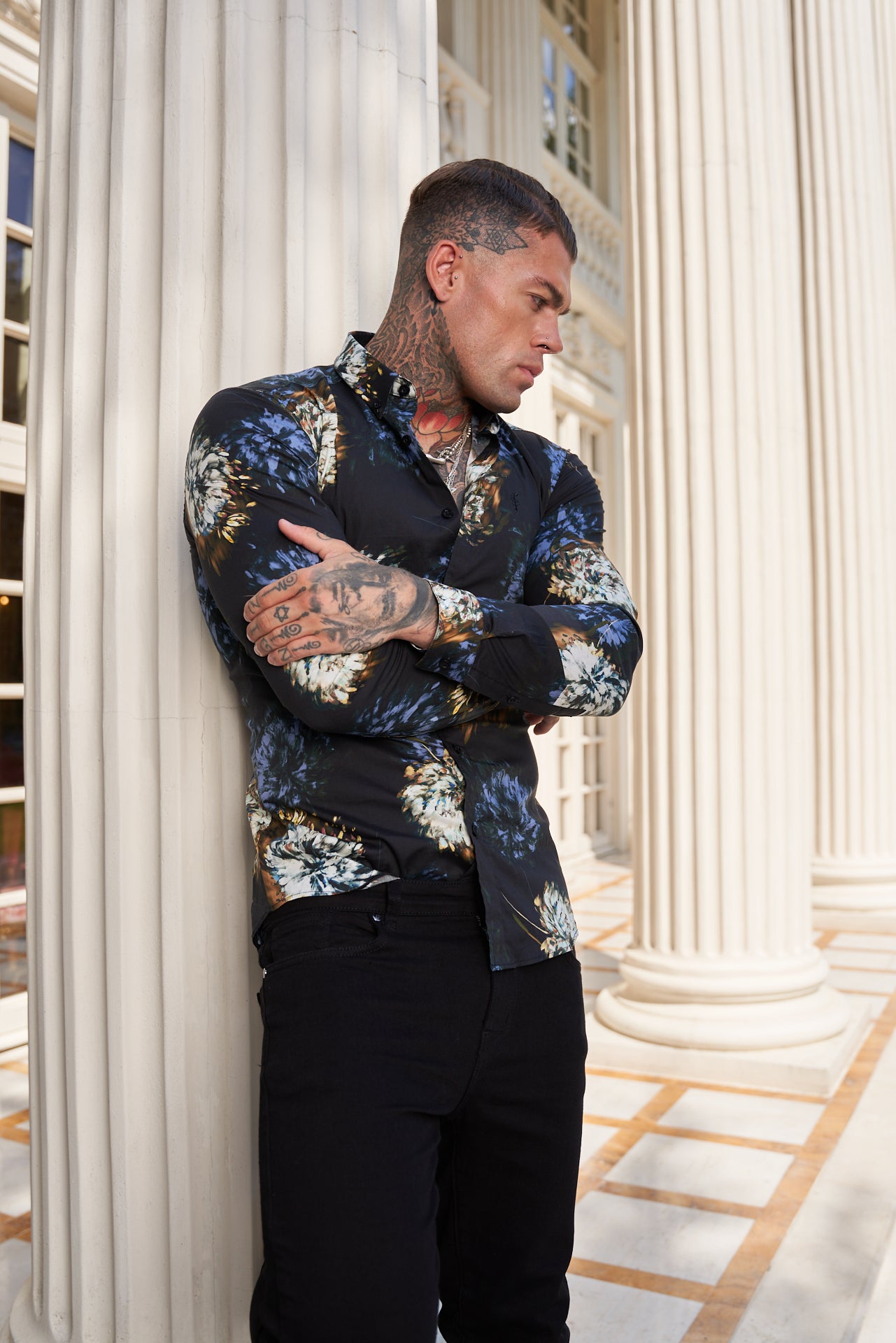 Super Slim Stretch Black Base Blurred Flower Print Long Sleeve with Button Down Collar - FS800