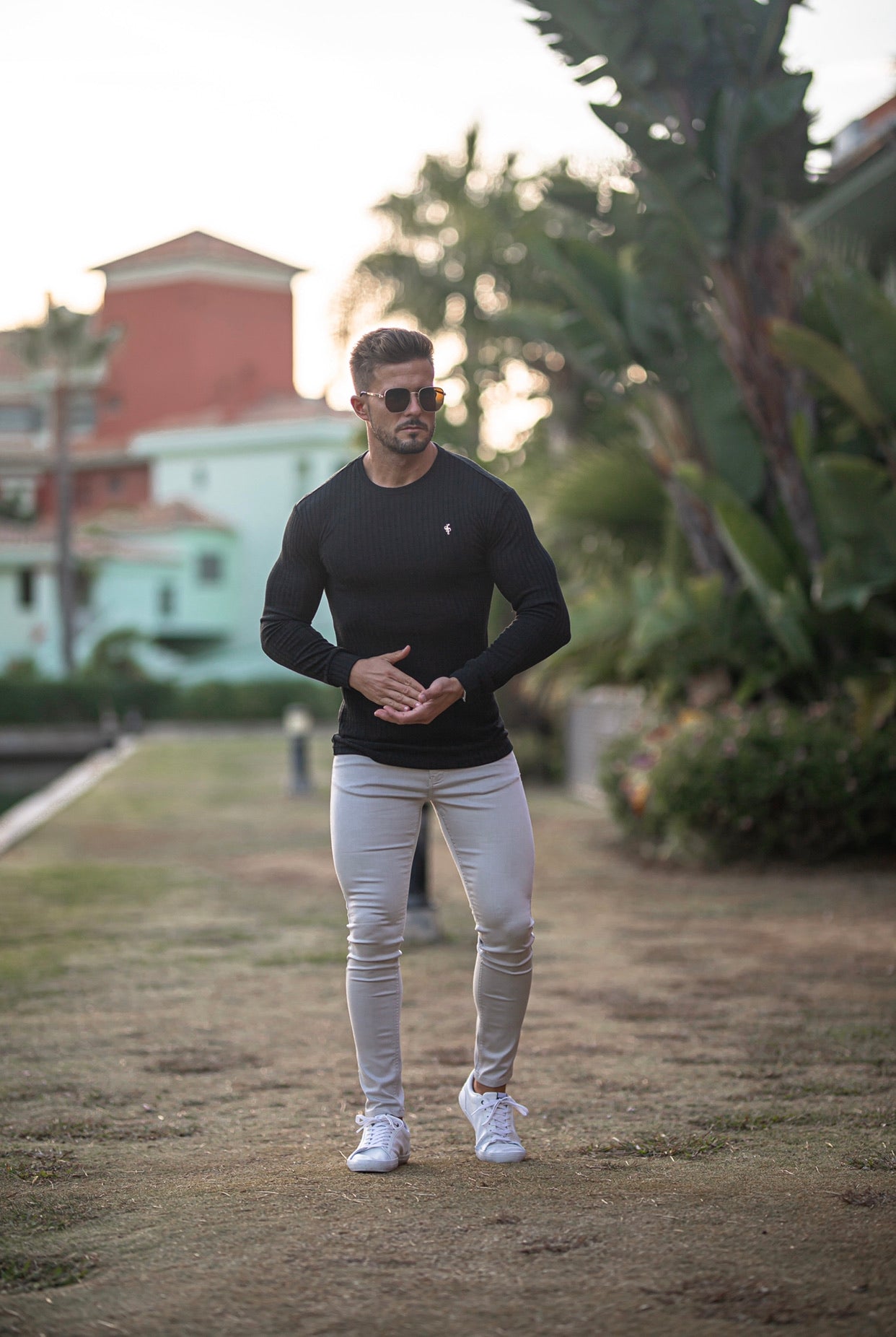 Classic Black Ribbed Knit Super Slim Crew Long Sleeve with Gold Metal Emblem - FSH533