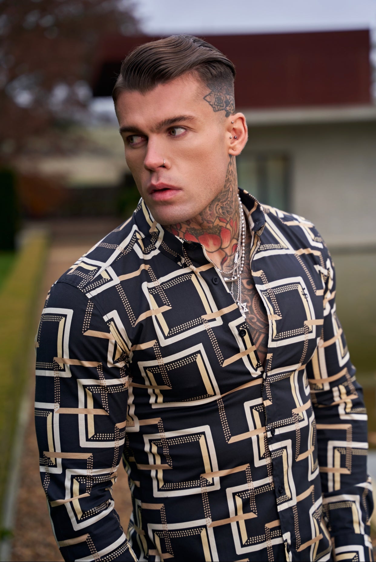 Super Slim Stretch Black / Cream Interlinked Square Print Long Sleeve with Button Down Collar - FS850