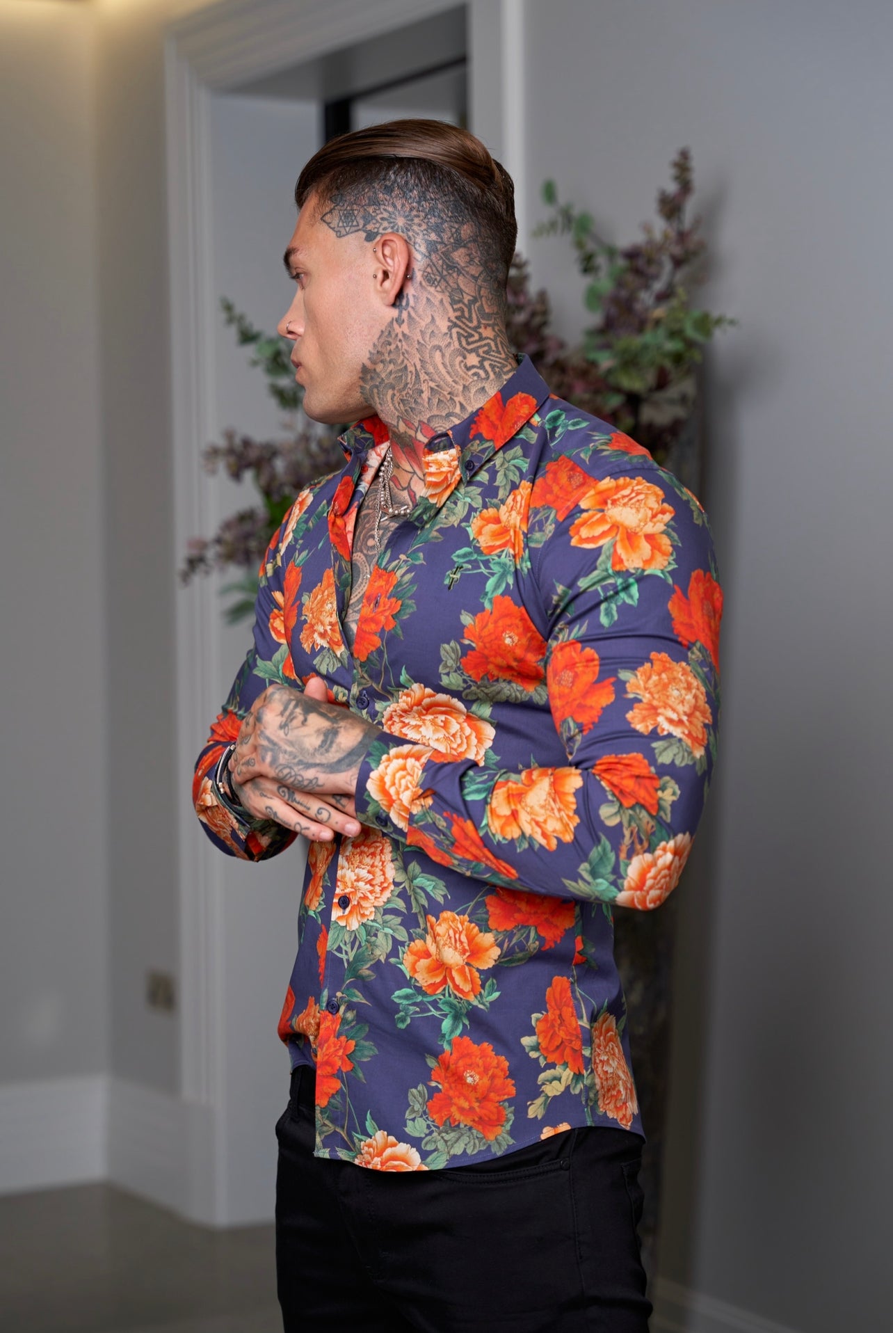 Super Slim Stretch Navy and Red Floral Print Long Sleeve with Button Down Collar - FS840