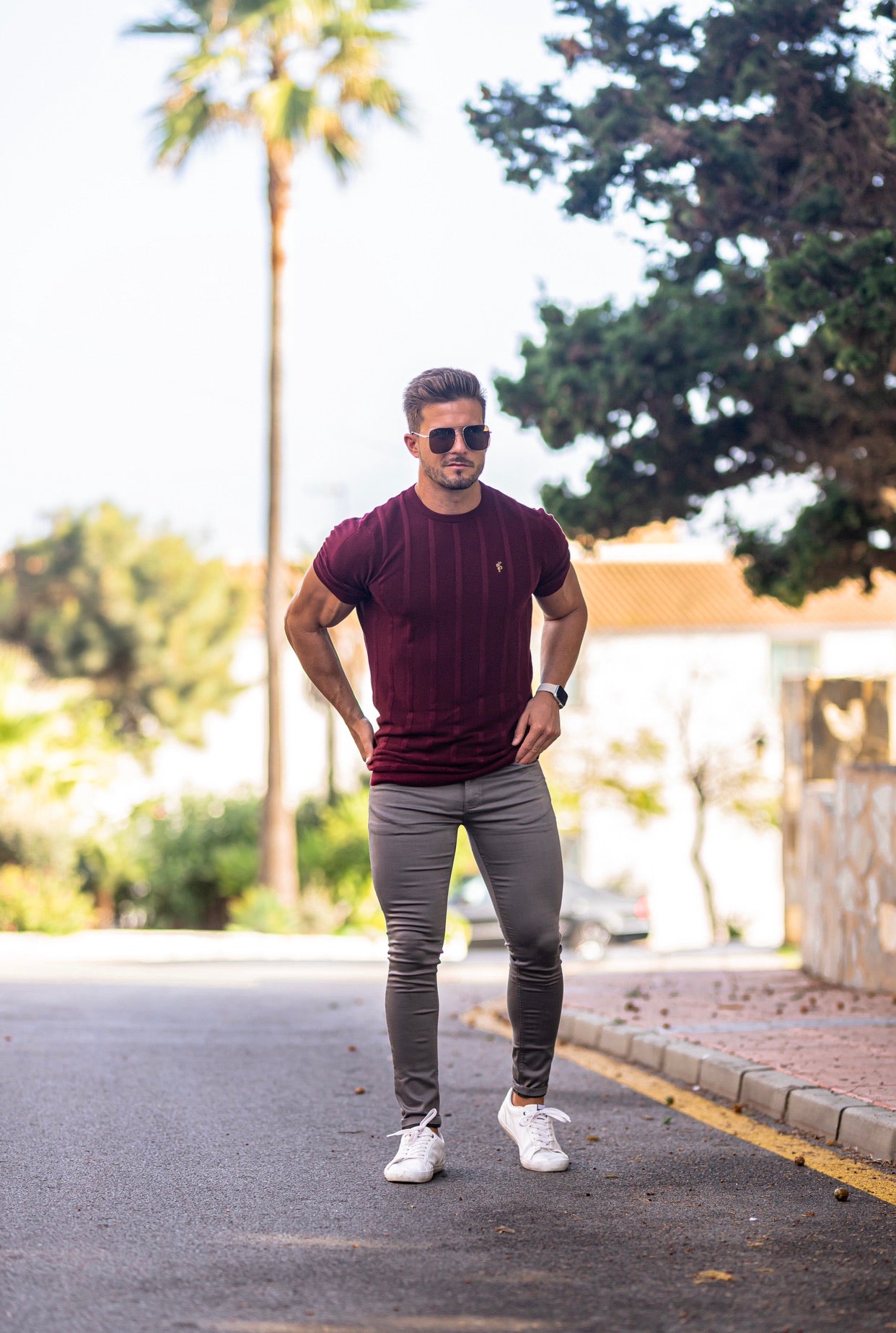Classic Short Sleeve Burgundy Knitted Wide Rib Crew with Gold Emblem - FSH563