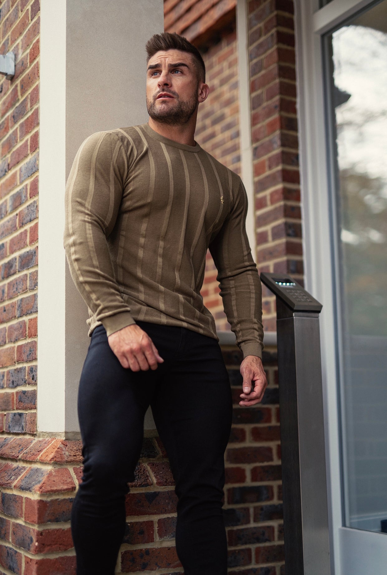 Classic Long Sleeve Olive Green Knitted Wide Rib Crew with Gold Emblem - FSH603