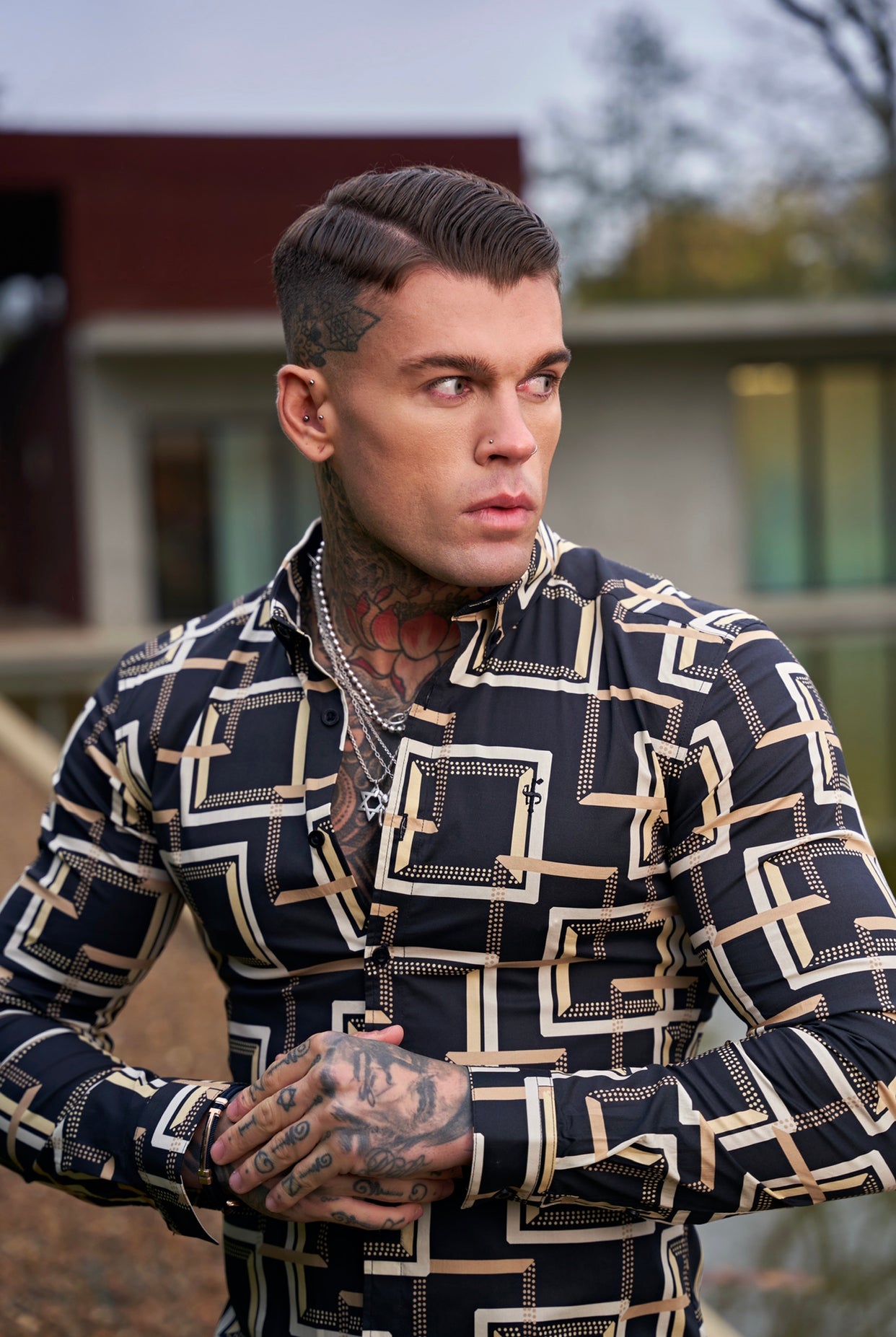 Super Slim Stretch Black / Cream Interlinked Square Print Long Sleeve with Button Down Collar - FS850