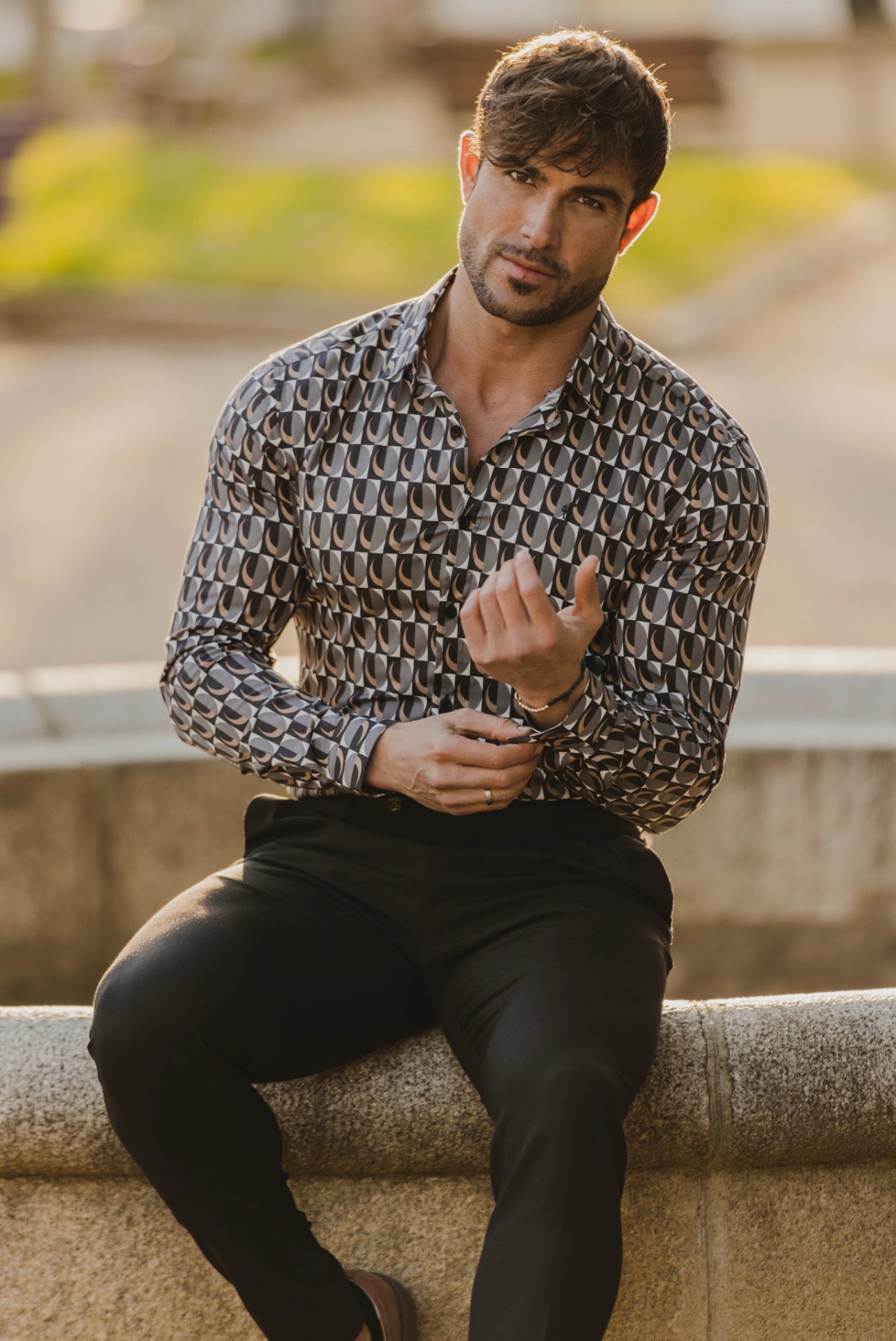 Super Slim Stretch Black Multi Retro Print Long Sleeve with Button Down Collar - FS910