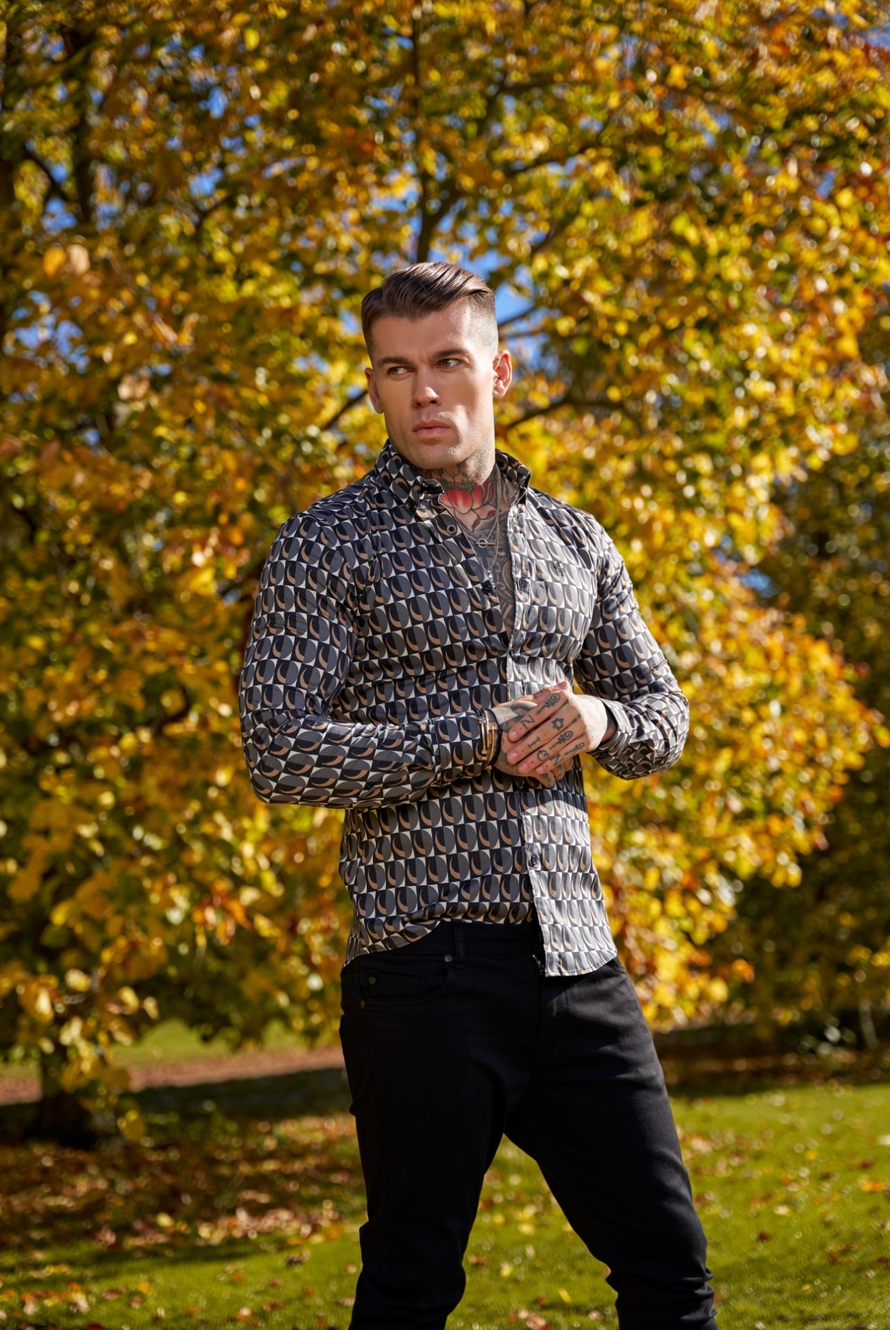 Super Slim Stretch Black Multi Retro Print Long Sleeve with Button Down Collar - FS910