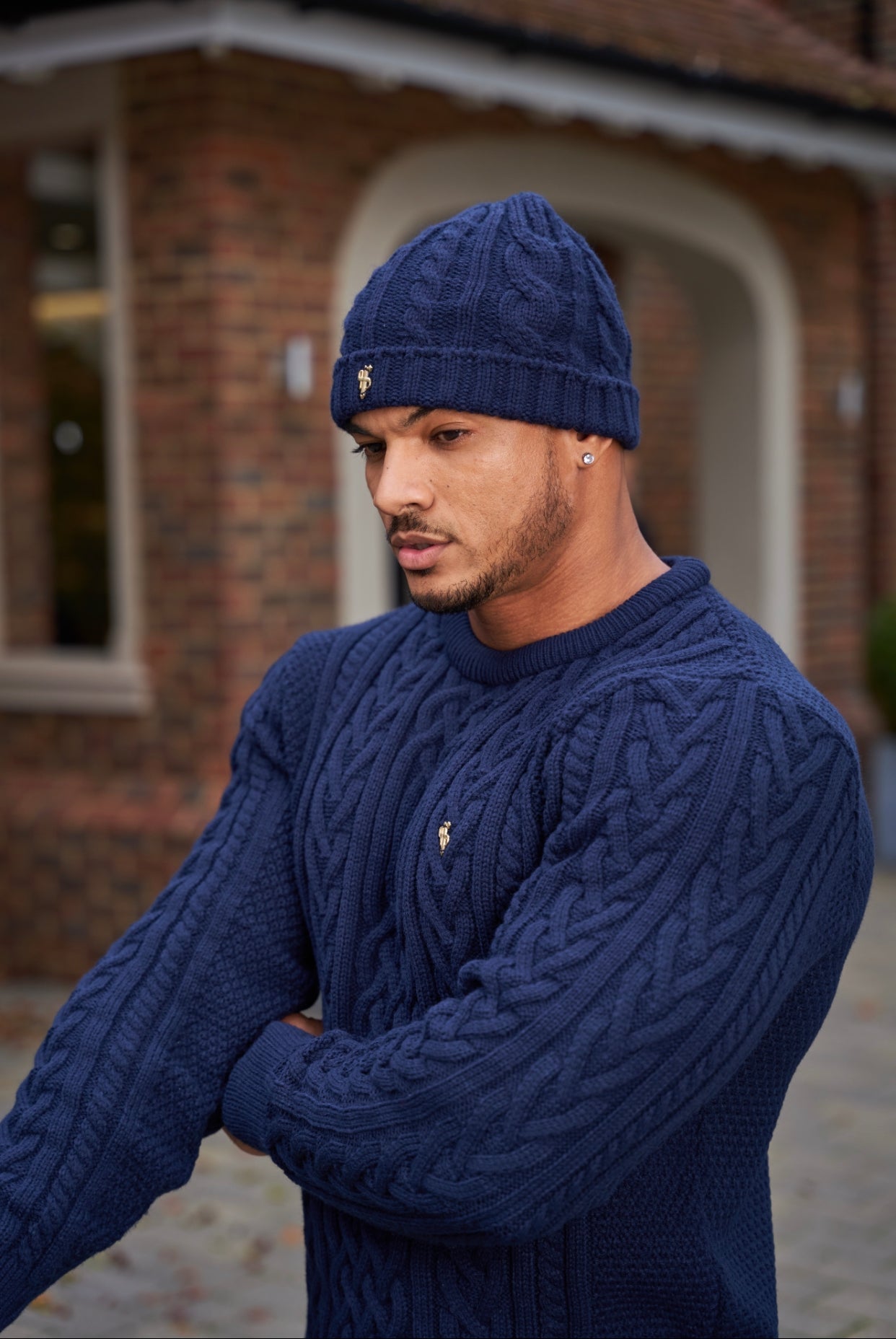 Navy Beanie Hat With Metal Emblem - FSJ059