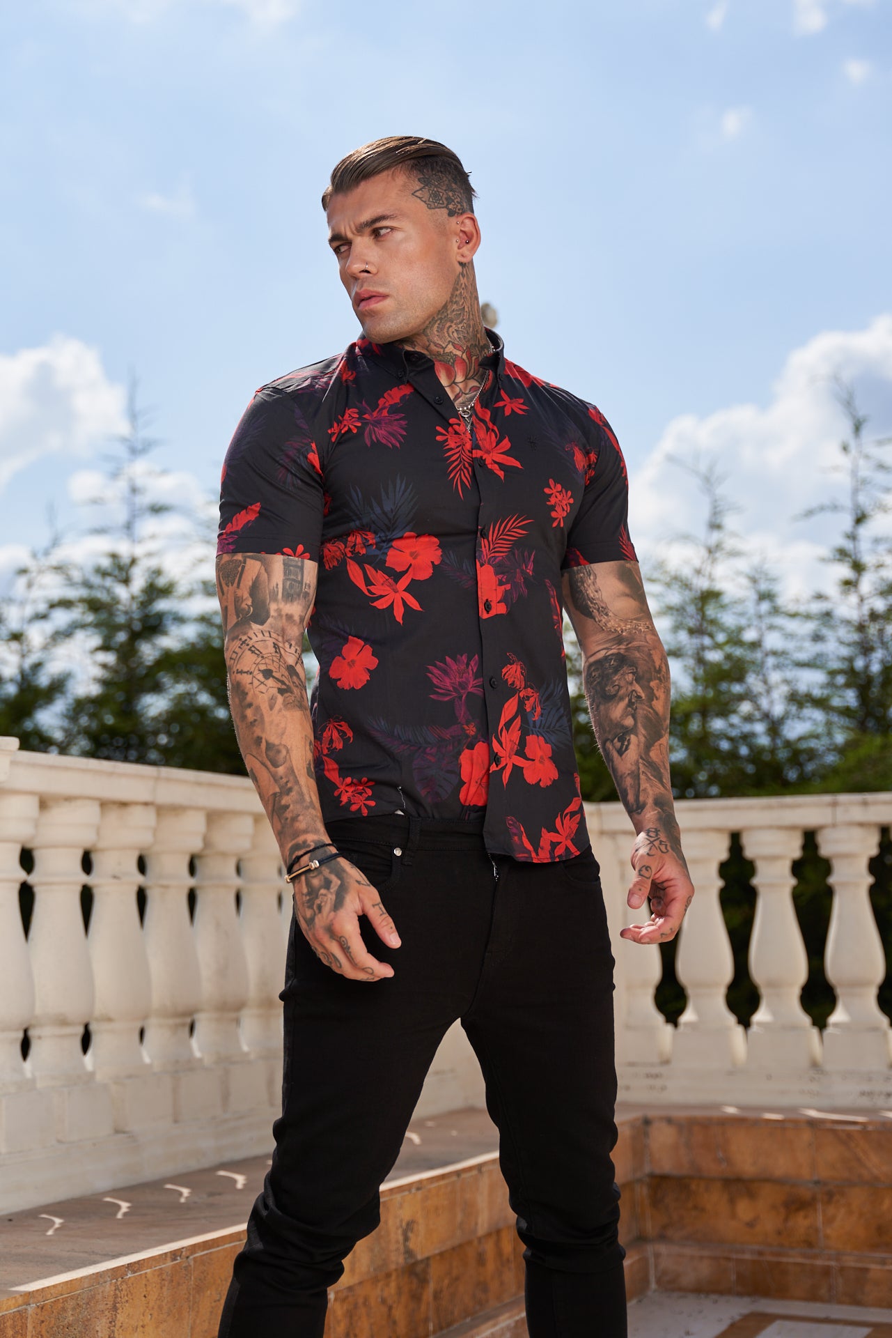 Super Slim Stretch Black and Red Floral Print Short Sleeve with Button Down Collar - FS767