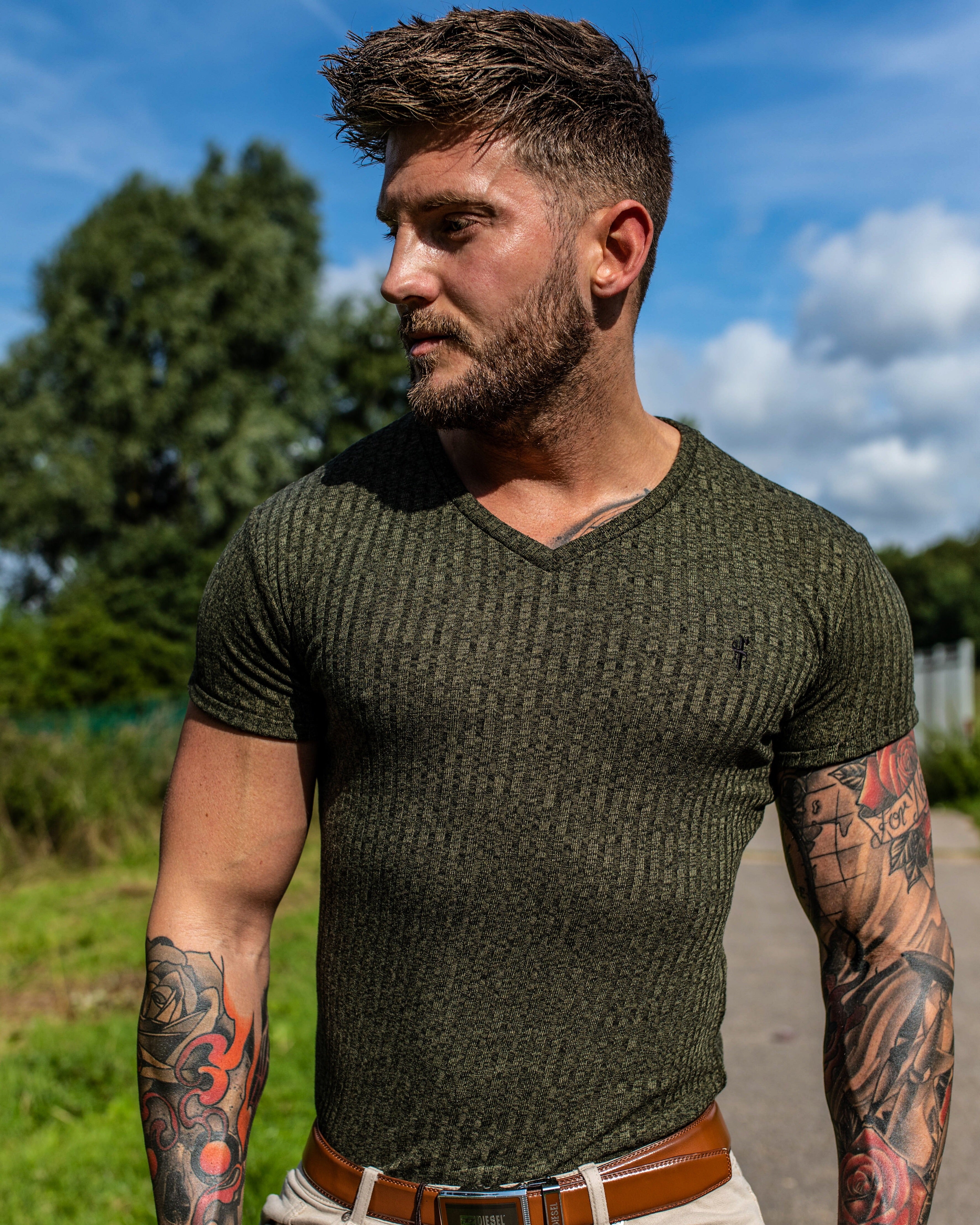 Classic Khaki V Neck Ribbed Crew - FSH390