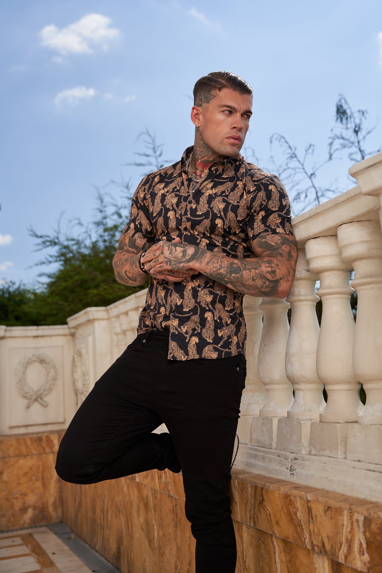 Super Slim Stretch Black / Tan Cheetah Print Short Sleeve with Button Down Collar - FS789