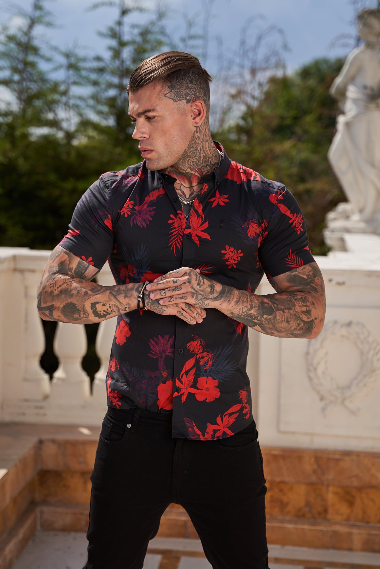 Super Slim Stretch Black and Red Floral Print Short Sleeve with Button Down Collar - FS767
